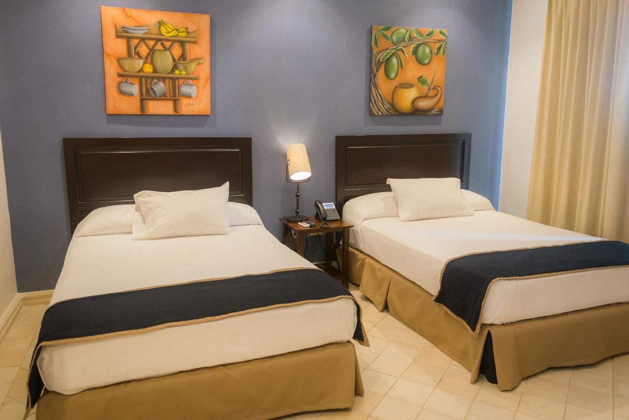 Hotel Presidente 拉斯塔布拉斯 外观 照片