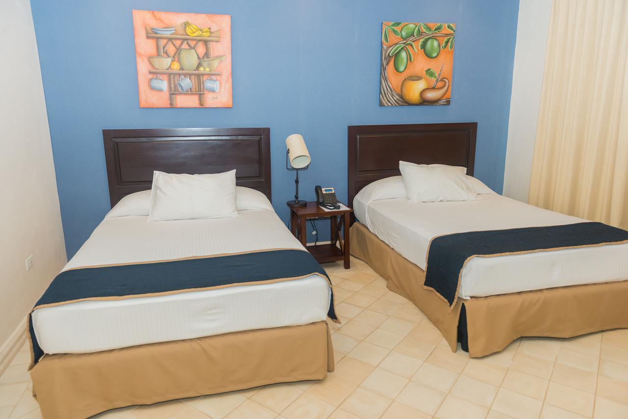 Hotel Presidente 拉斯塔布拉斯 外观 照片