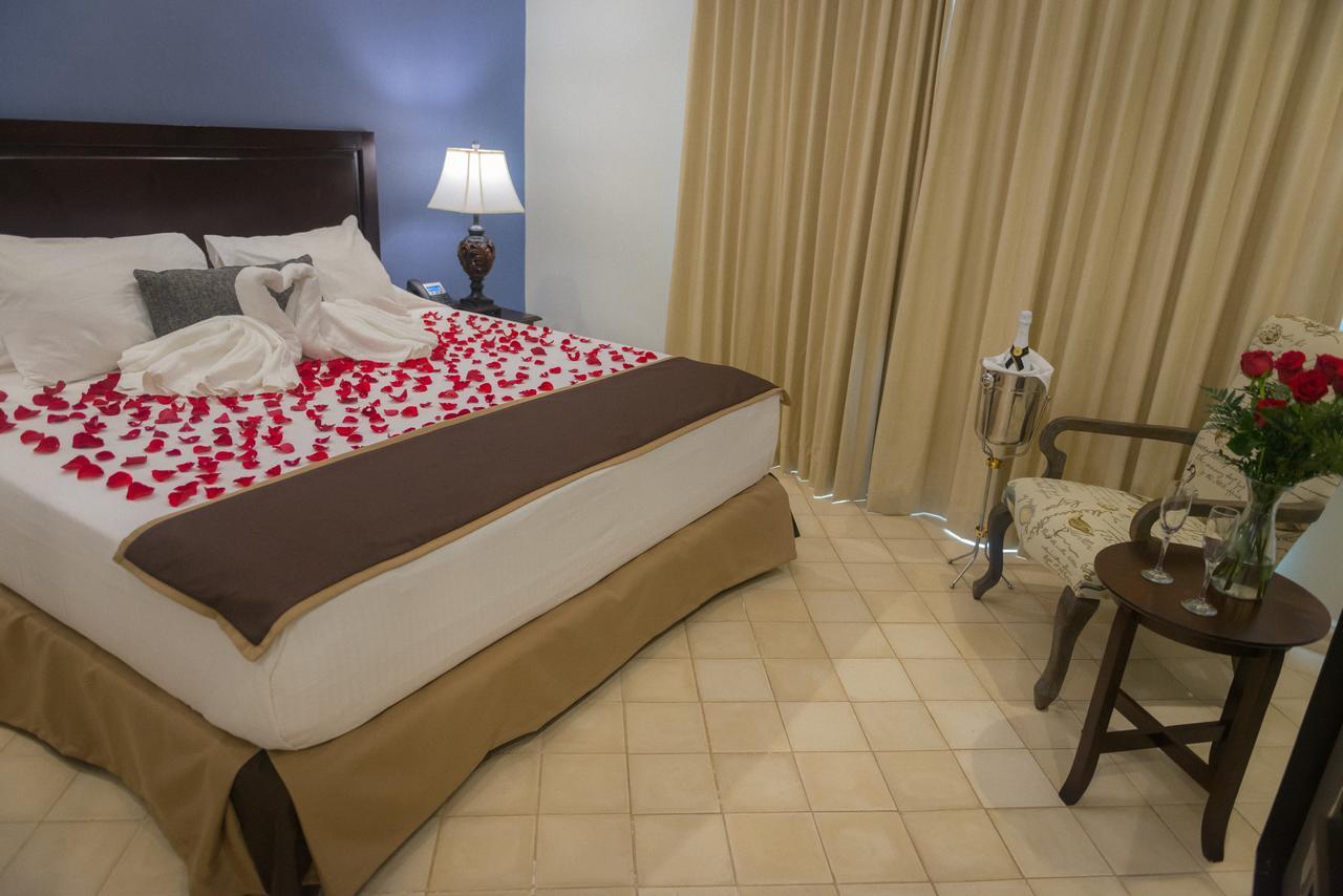Hotel Presidente 拉斯塔布拉斯 外观 照片